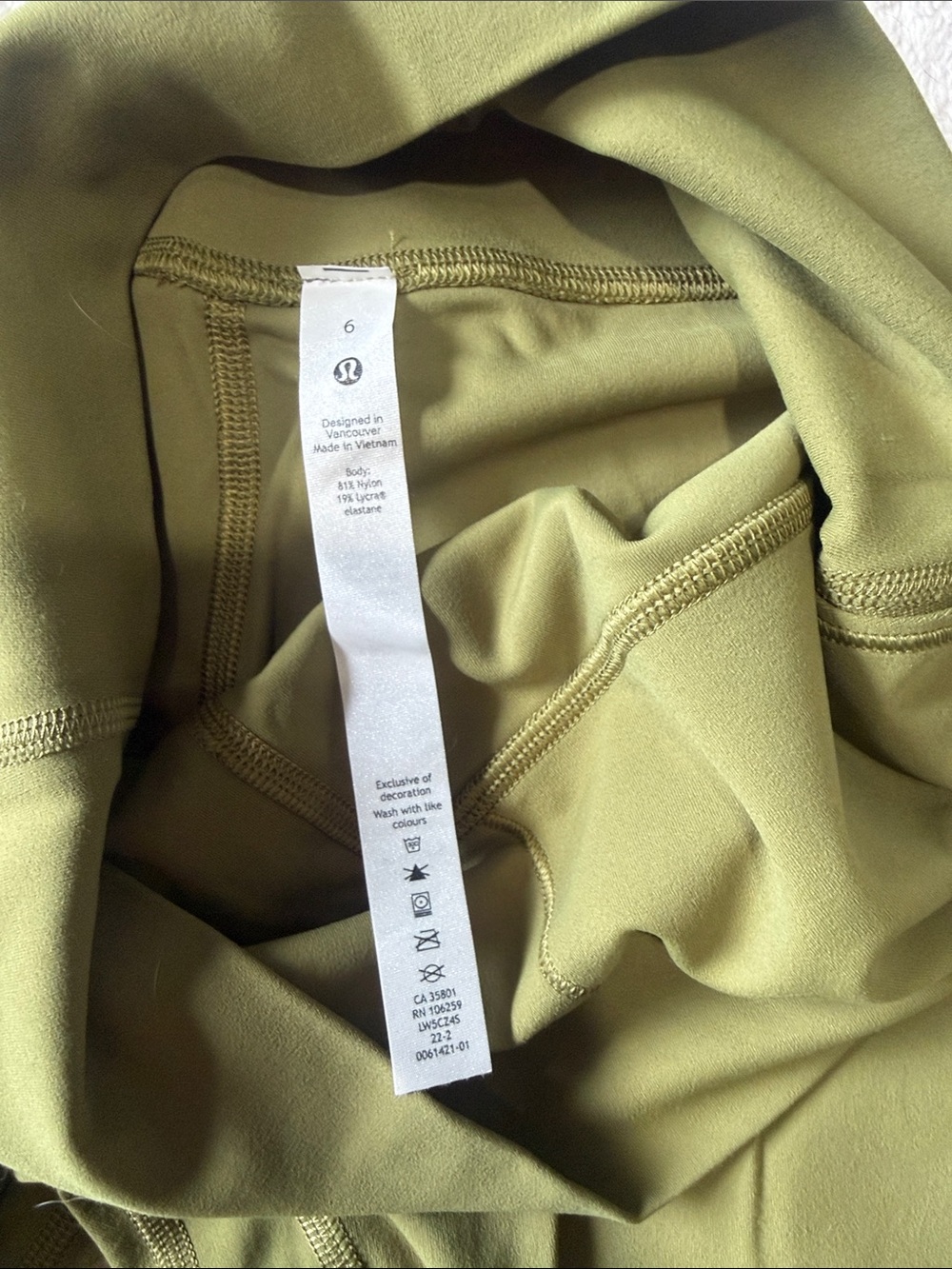 lululemon athletica Align High Waist Crop 23” Olive Green Legging / Single Lined - Picture 3 of 5